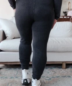 Ave Shops Essential Lounge Joggers In Black Lava