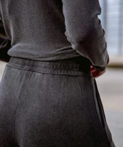 Ave Shops Essential Lounge Joggers In Black Lava