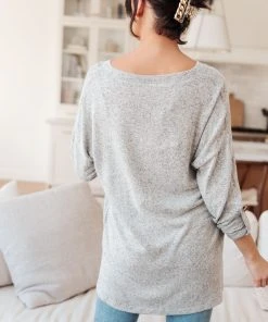 Ave Shops Clothing Feeling Cozy Top In Heather Gray
