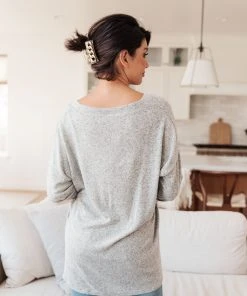 Ave Shops Clothing Feeling Cozy Top In Heather Gray