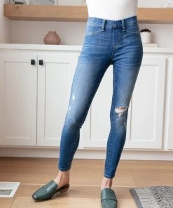Ave Shops Get Together Mid-Rise Skinny Jegging Bottoms & Jeans
