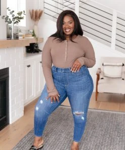 Ave Shops Get Together Mid-Rise Skinny Jegging Bottoms & Jeans