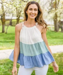 Ave Shops Clothing Gimme That Love Top In Aqua