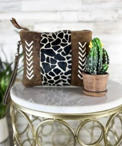 Bbags Giraffe Leather Wristlet Pouch >> MEGA SALE <<