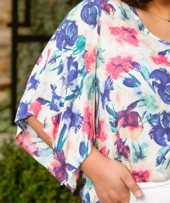 Ave Shops Hello There Floral Top