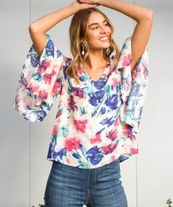 Ave Shops Hello There Floral Top