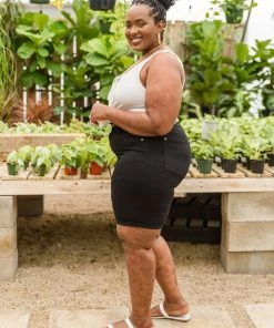 Ave Shops Hi-Rise Black Cuffed Bermuda Shorts