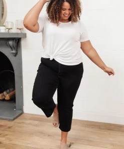 Ave Shops High Waist Mom Fit Jeans In Black