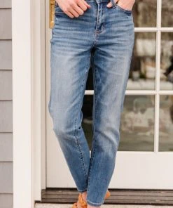 Ave Shops High Waist Slim Fit Jeans