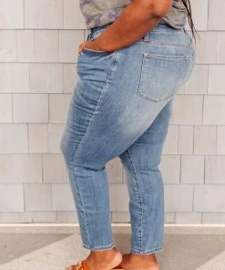 Ave Shops High Waist Slim Fit Jeans