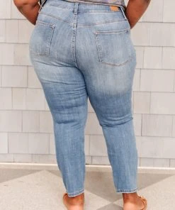 Ave Shops High Waist Slim Fit Jeans