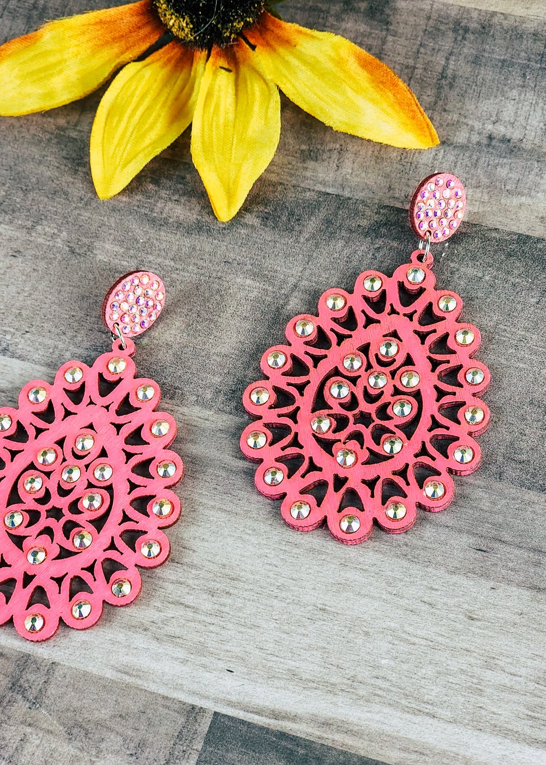 Blue Tortoise Hot Pink Large Wood Earrings >> MEGA SALE << 4 Blue Tortoise Hot Pink Large Wood Earrings >> MEGA SALE <<