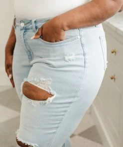 Ave Shops Super Light Destroyed Boyfriend Jeans Bottoms & Jeans