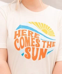 Ave Shops Clothing Here Comes The Sun Graphic Tee