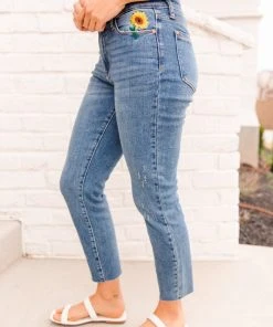 Ave Shops Bottoms & Jeans Hi-Rise Relaxed Sunflower Embroidery Jeans