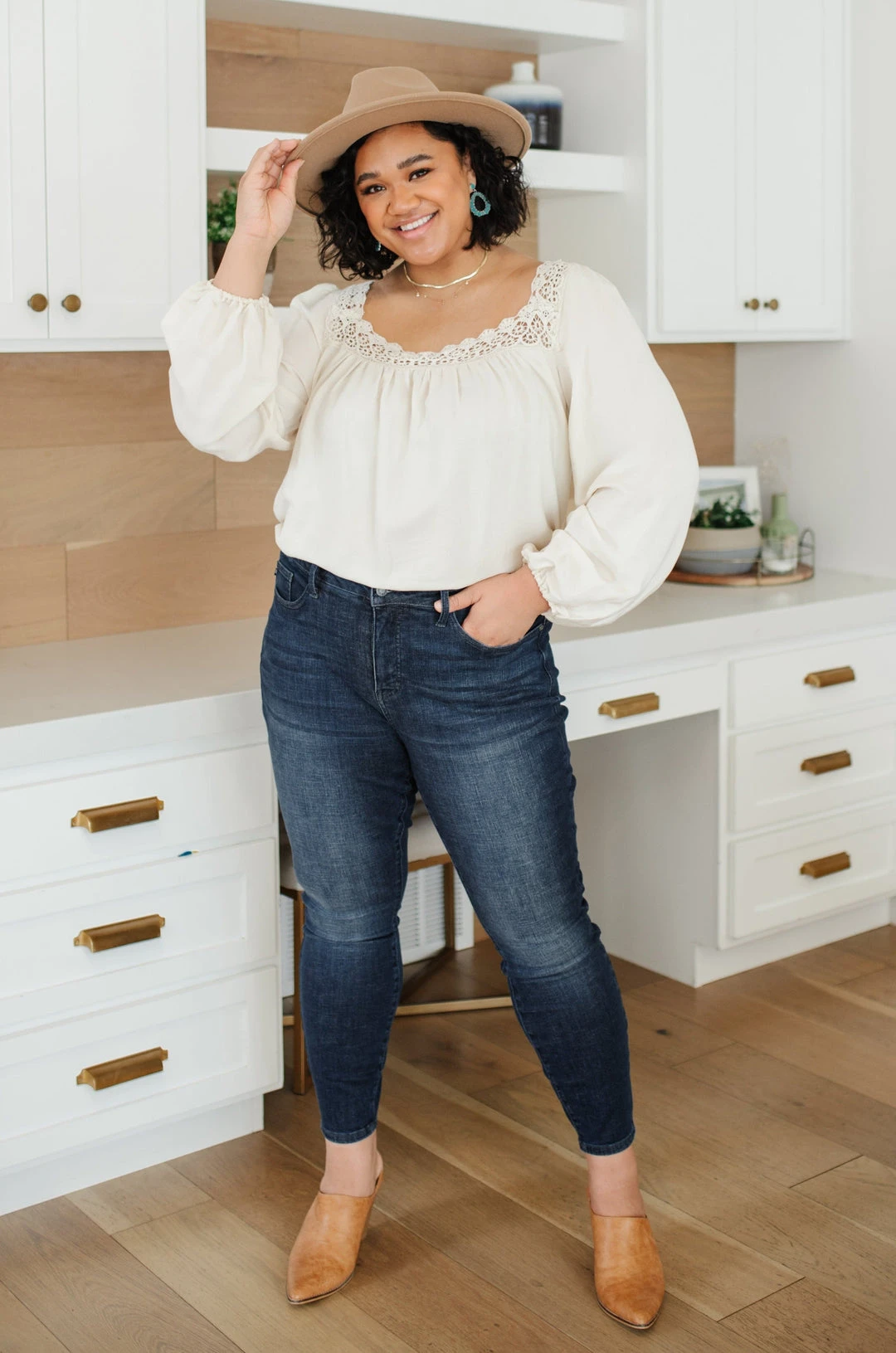 Ave Shops Super Dark Control Top Skinnies - High Waist Slimming Jeans for Women 6 Ave Shops Super Dark Control Top Skinnies