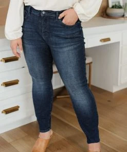 Ave Shops Super Dark Control Top Skinnies