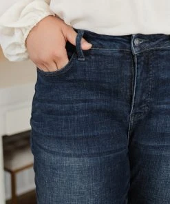 Ave Shops Super Dark Control Top Skinnies - High Waist Slimming Jeans for Women 31 Ave Shops Super Dark Control Top Skinnies