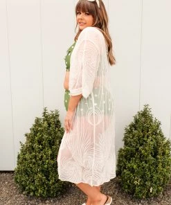 Ave Shops Villa Kimono - Stylish Short Sleeve Top & Blouse for Women 25 Ave Shops Clothing In The Villa Kimono