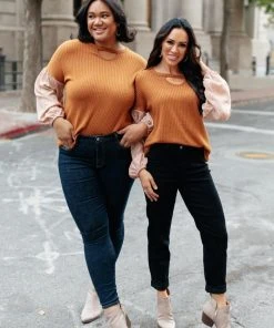 Ave Shops Jennica Top In Warm Spice