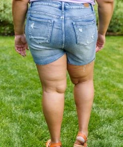 Ave Shops Judy Hi-Rise Destroyed Shorts New Arrivals