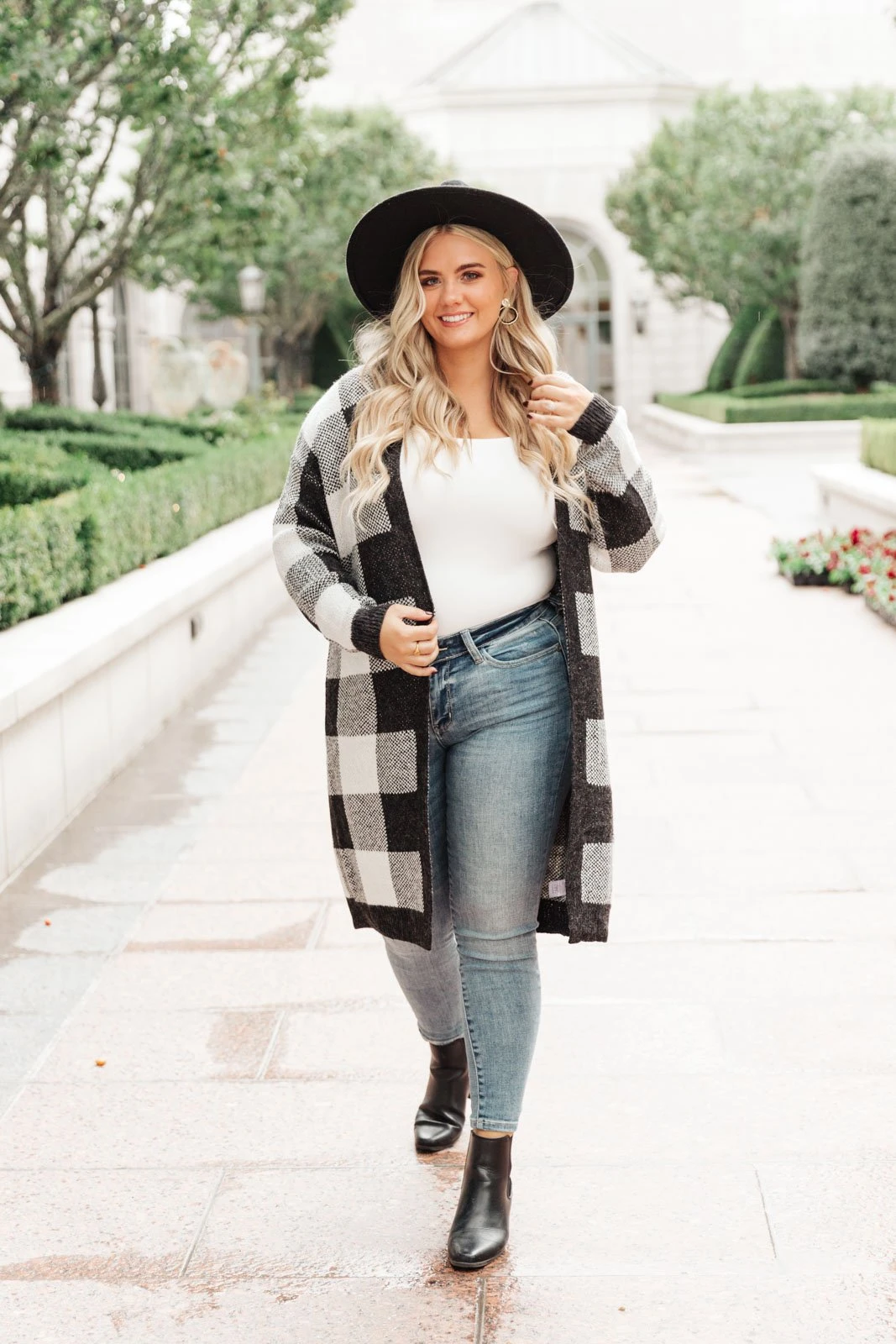 Ave Shops The Checkmate Cardigan | Stylish Women's Sweater | Outerwear & Tops 5 Ave Shops The Checkmate Cardigan Clothing