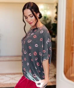 Ave Shops Kiss Kiss Top In Charcoal Clothing