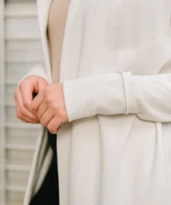 Ave Shops Layer Club Cardigan Clothing