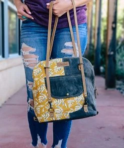 Sixtease Leafy Convertible Backpack/Tote Handbag