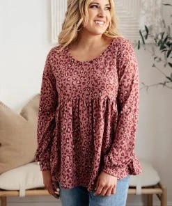 Ave Shops Leopard Kiss Top