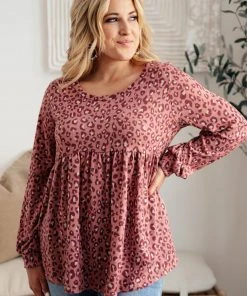 Ave Shops Leopard Kiss Top