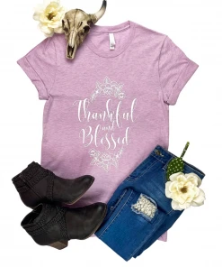The Cinchy Cowgirl Lilac Thankful & Blessed Short Sleeve Tee