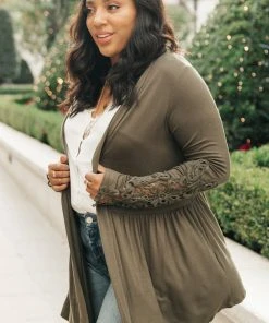 Ave Shops Little Bit Of Lace Cardigan In Olive | Women's Lightweight Knitwear 24 Ave Shops Little Bit Of Lace Cardigan In Olive