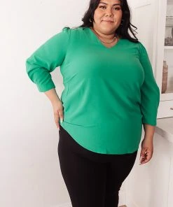 Ave Shops Clothing Lucky Chic Top In Kelly Green