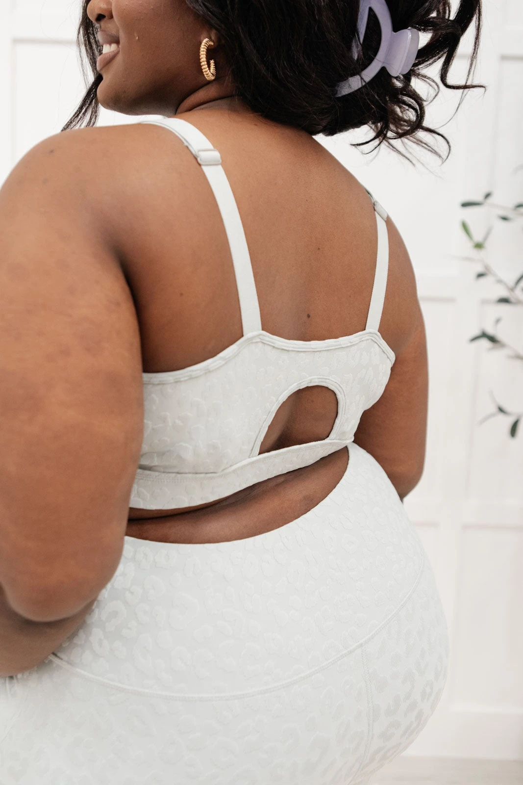 Ave Shops Lux & Plush Sports Bra In Mist Lounge & Active Wear 12 Ave Shops Lux & Plush Sports Bra In Mist Lounge & Active Wear