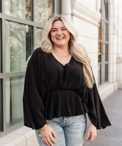 Ave Shops Main Character Moment Top In Black Clothing