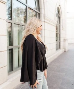 Ave Shops Main Character Moment Top In Black Clothing