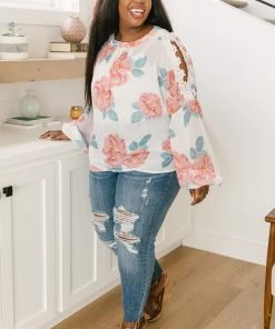 Ave Shops Maisy Floral Blouse In Ivory Clothing