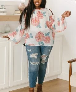 Ave Shops Maisy Floral Blouse In Ivory Clothing