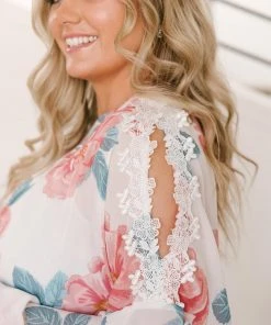 Ave Shops Maisy Floral Blouse In Ivory Clothing