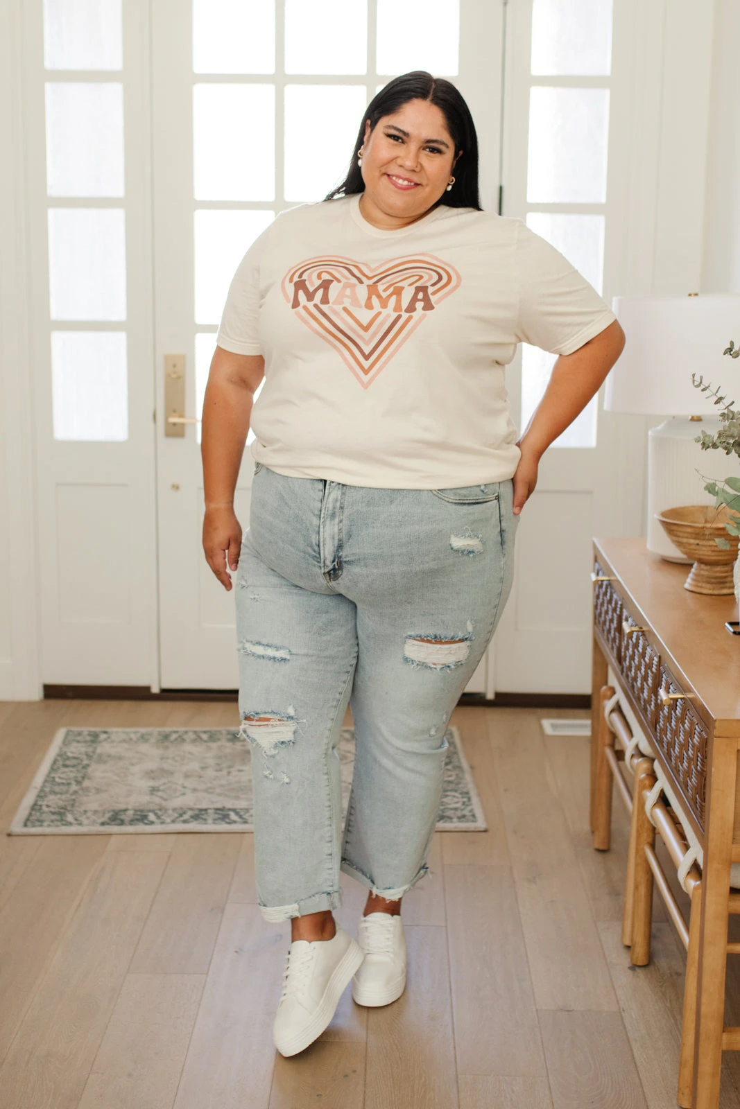 Ave Shops Clothing Mama Graphic Tee - Stylish Short Sleeve Top for Women 17 Ave Shops Clothing Mama Graphic Tee