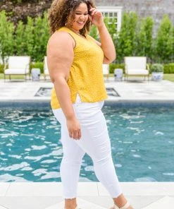 Ave Shops Meet You At The Eiffel Tower Top New Arrivals