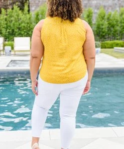 Ave Shops Meet You At The Eiffel Tower Top New Arrivals