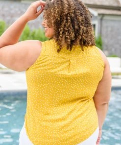 Ave Shops Meet You At The Eiffel Tower Top New Arrivals