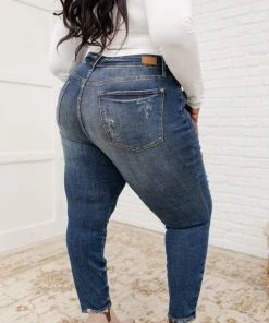 Ave Shops Bottoms & Jeans Mid-Rise Destroyed Relaxed Fit Jeans