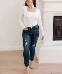 Ave Shops Bottoms & Jeans Mid-Rise Destroyed Relaxed Fit Jeans