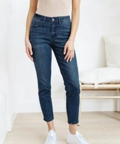 Ave Shops Mid-Rise Relaxed Fit Mineral Wash Jeans