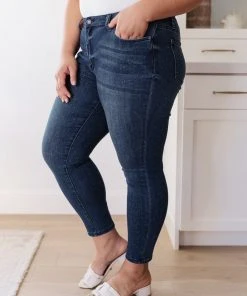 Ave Shops Mid-Rise Relaxed Fit Mineral Wash Jeans