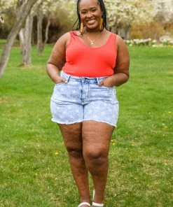 Ave Shops Mid-Rise Star Print Acid Wash Shorts | Stylish Bottoms & Jeans 18 Ave Shops Bottoms & Jeans Mid-Rise Star Print Acid Wash Shorts