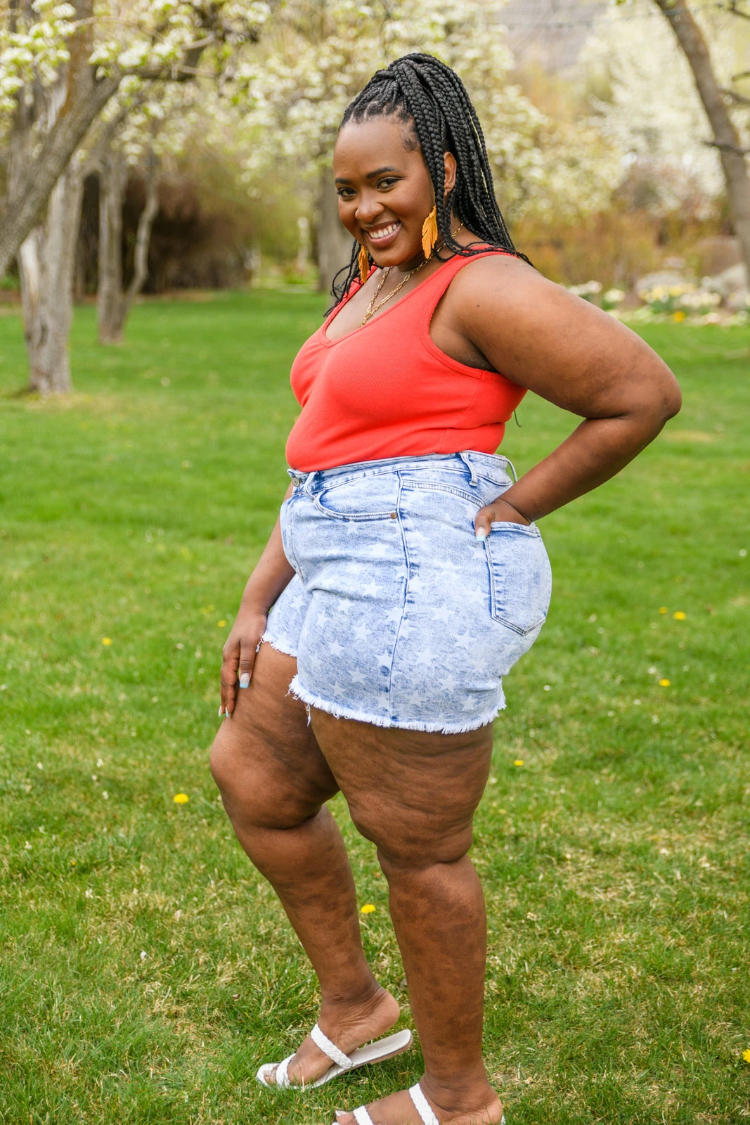 Ave Shops Mid-Rise Star Print Acid Wash Shorts | Stylish Bottoms & Jeans 9 Ave Shops Bottoms & Jeans Mid-Rise Star Print Acid Wash Shorts